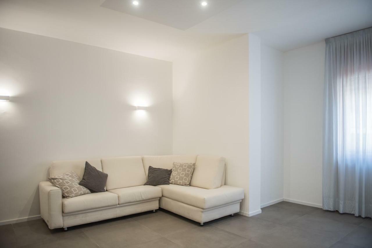 Parini Flat Daire Lecce Dış mekan fotoğraf